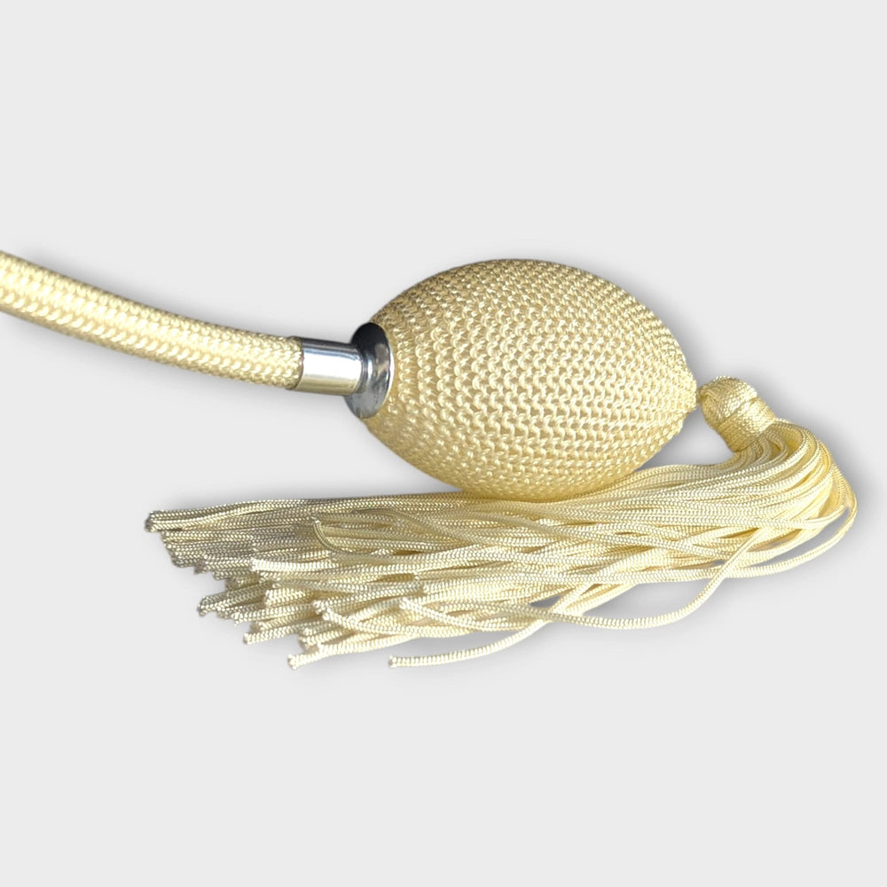 Clear glass 78ml round bottle perfume atomizer with Ivory tassel