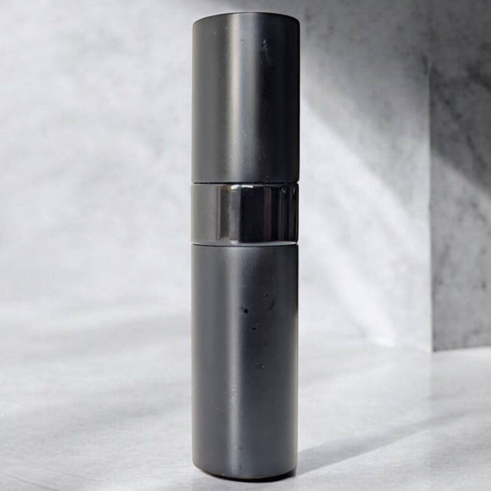 black essential atomizer all black twist up 8ml