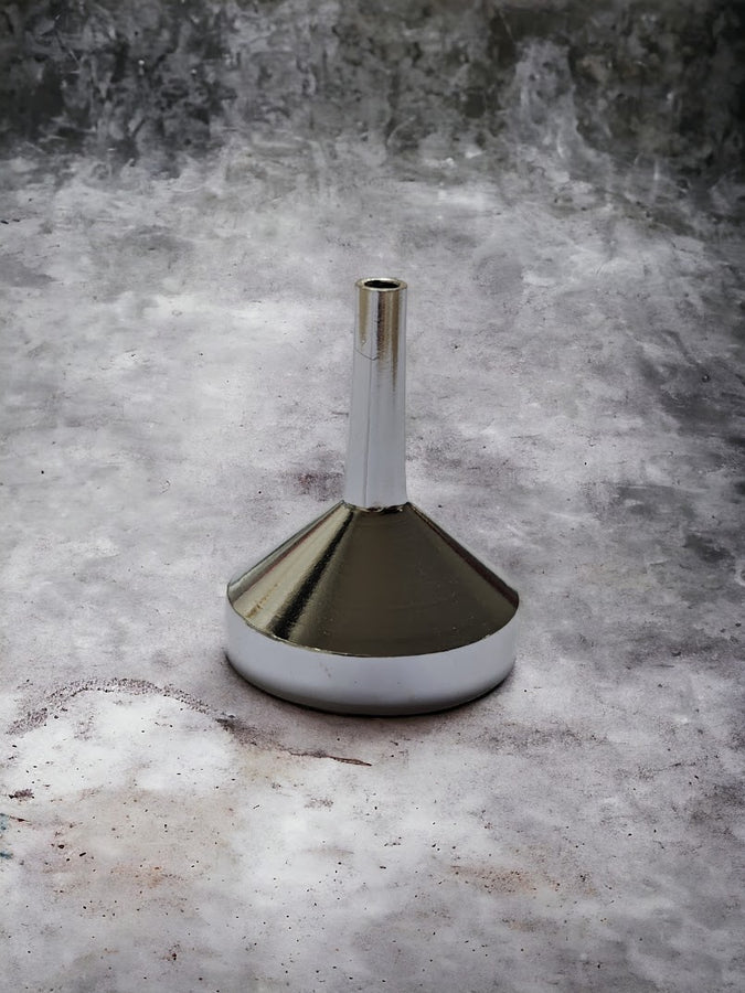 Small Metal Aluminum Filling Funnel – Mini Silver Funnel for Bottles, Perfumes & Essential Oils (3cm Height, 2.4cm Mouth