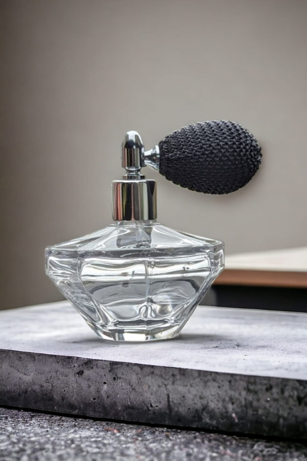 Octo shaped clear glass atomizer