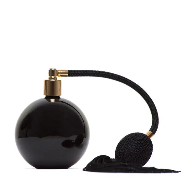 The New IRIS 100ml black gloss atomizer with flatt tassel &
